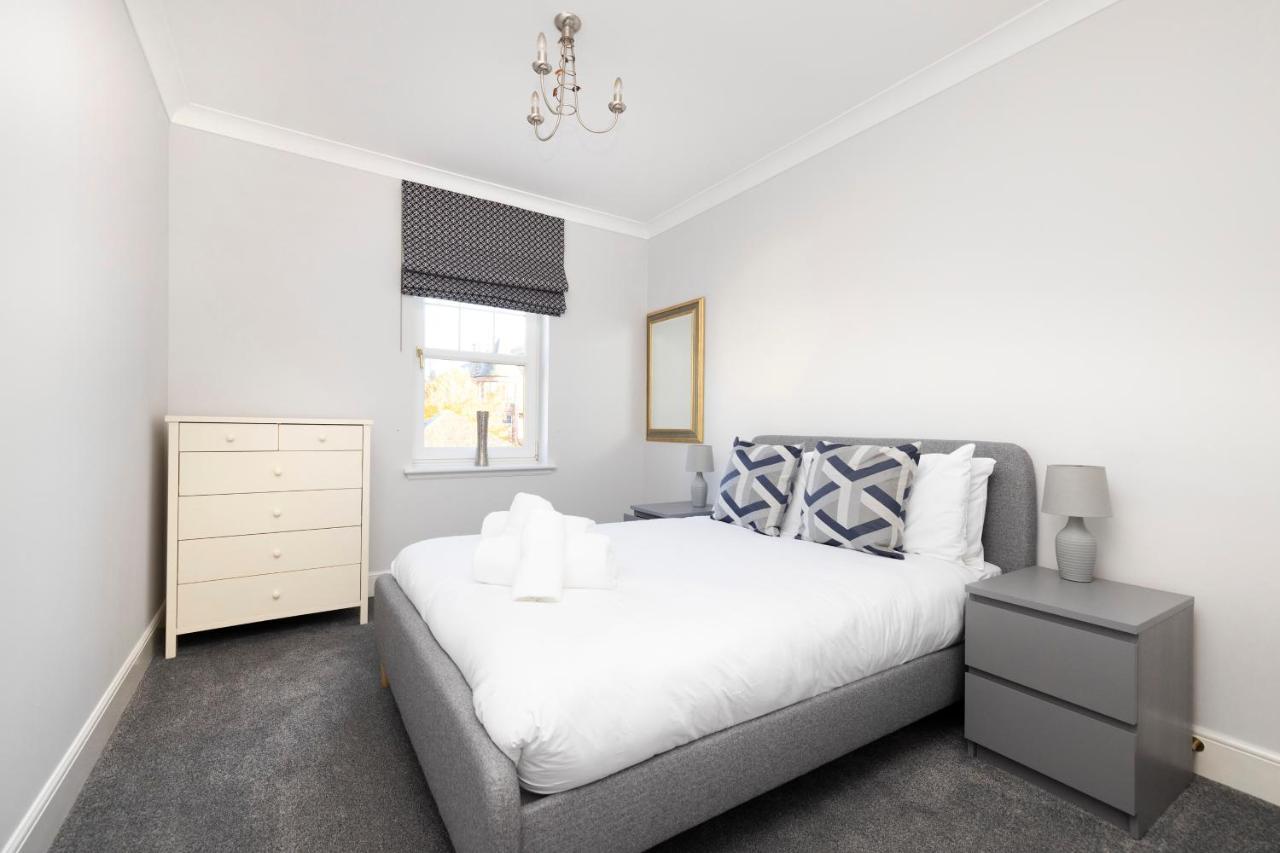 Joivy Modern Flat With Free Parking Apartment Единбург Екстериор снимка